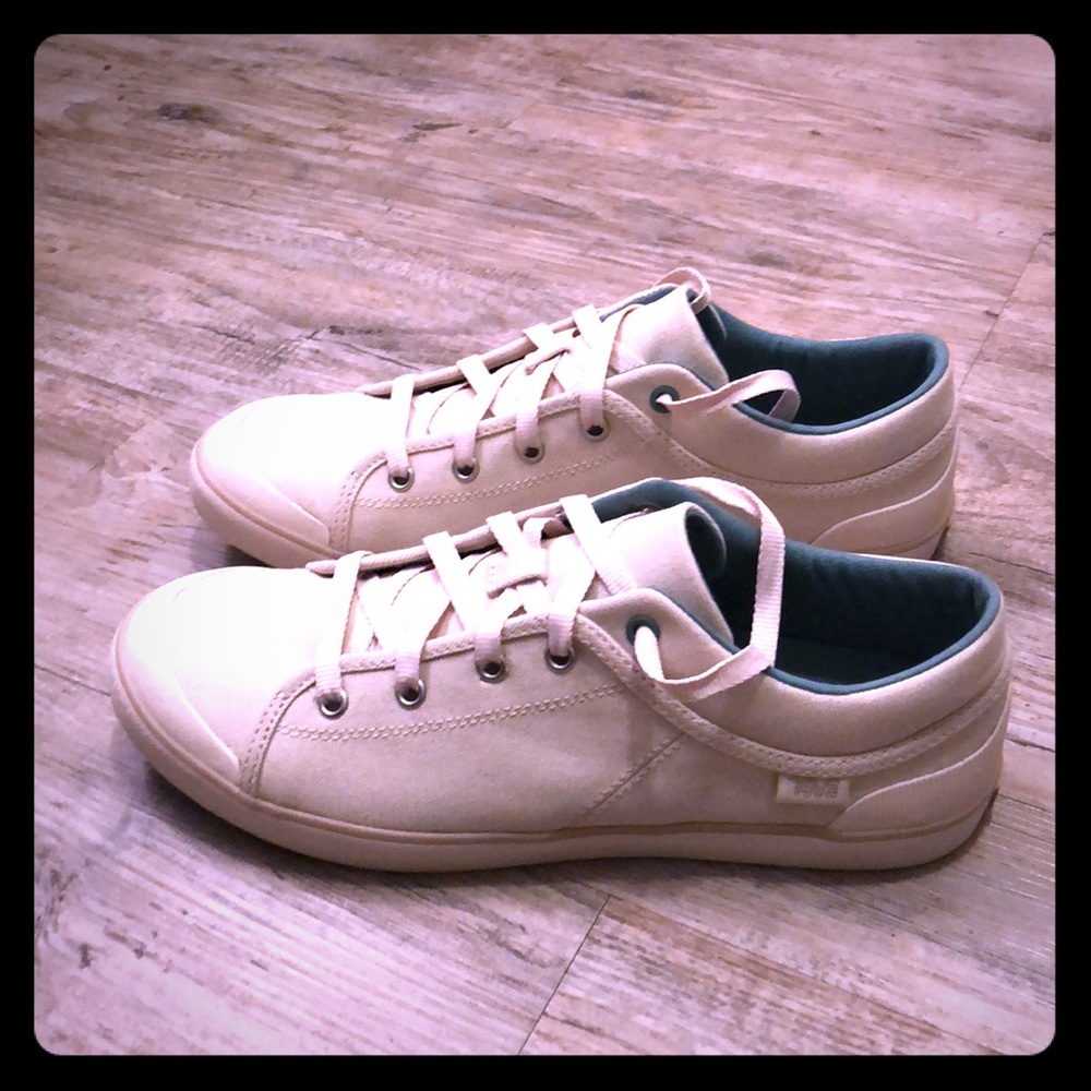 Teva light tan sneakers